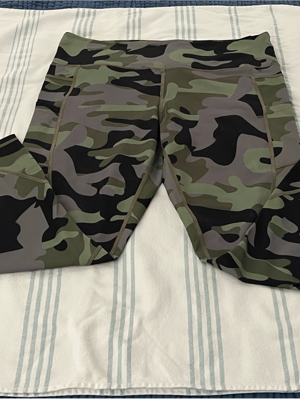 ZYIA Women’s Olive Green Camo Leggings